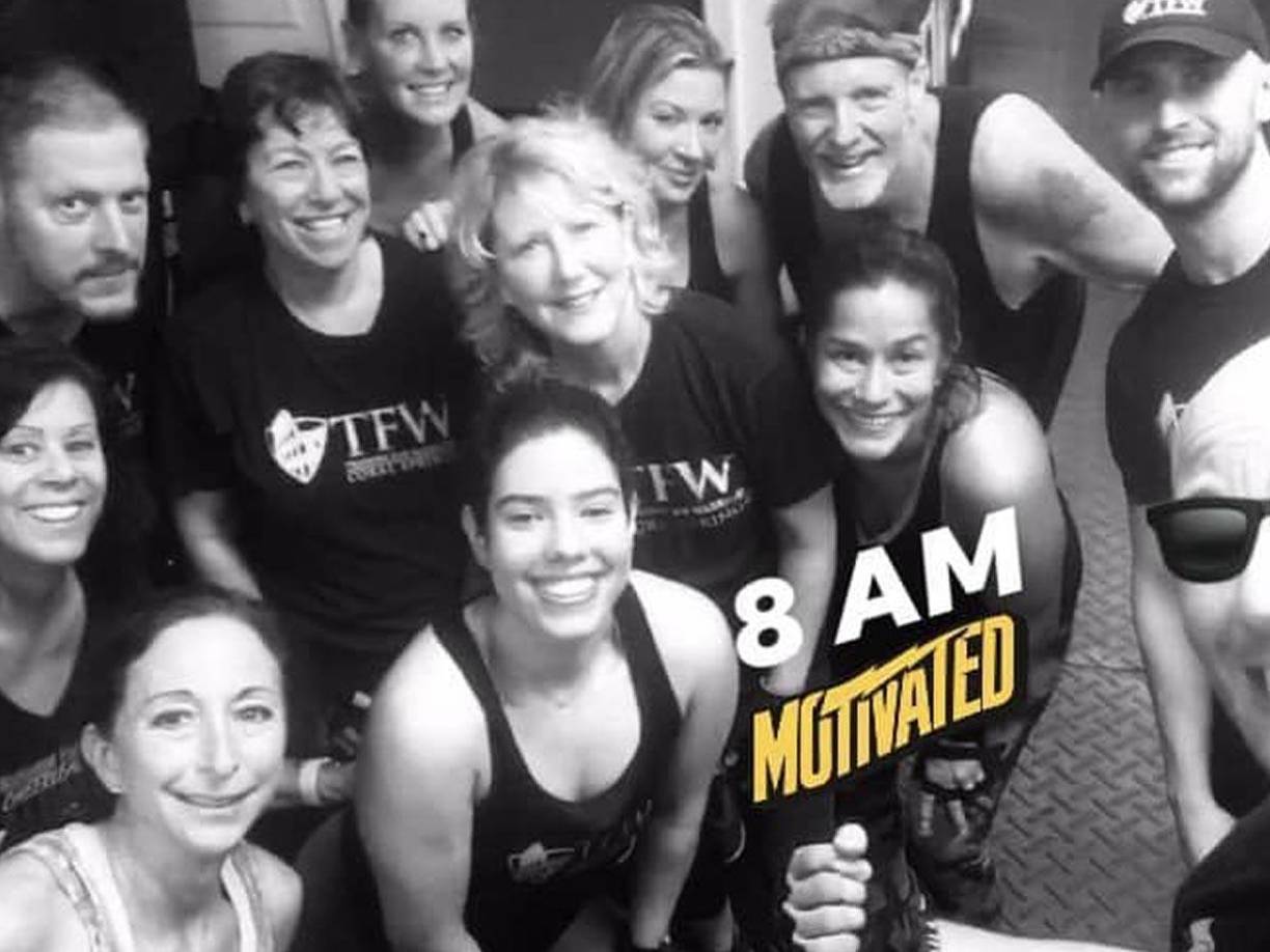 Serrano lavó la camisa que llevaba esa noche y borró las imágenes de las cámaras de seguridad de su casa antes de alertar a las autoridades.