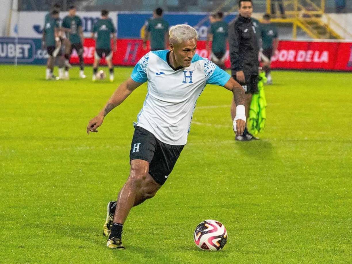 Andy Nájar - El de Marcovia, Choluteca, correrá como lateral derecho en el partido de vuelta contra México.