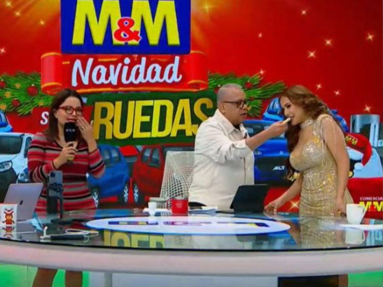 En la transmisión también aprovecharon a revivir la escena viral donde Eduardo Maldonado le ofrece queso a ambas presentadoras. 