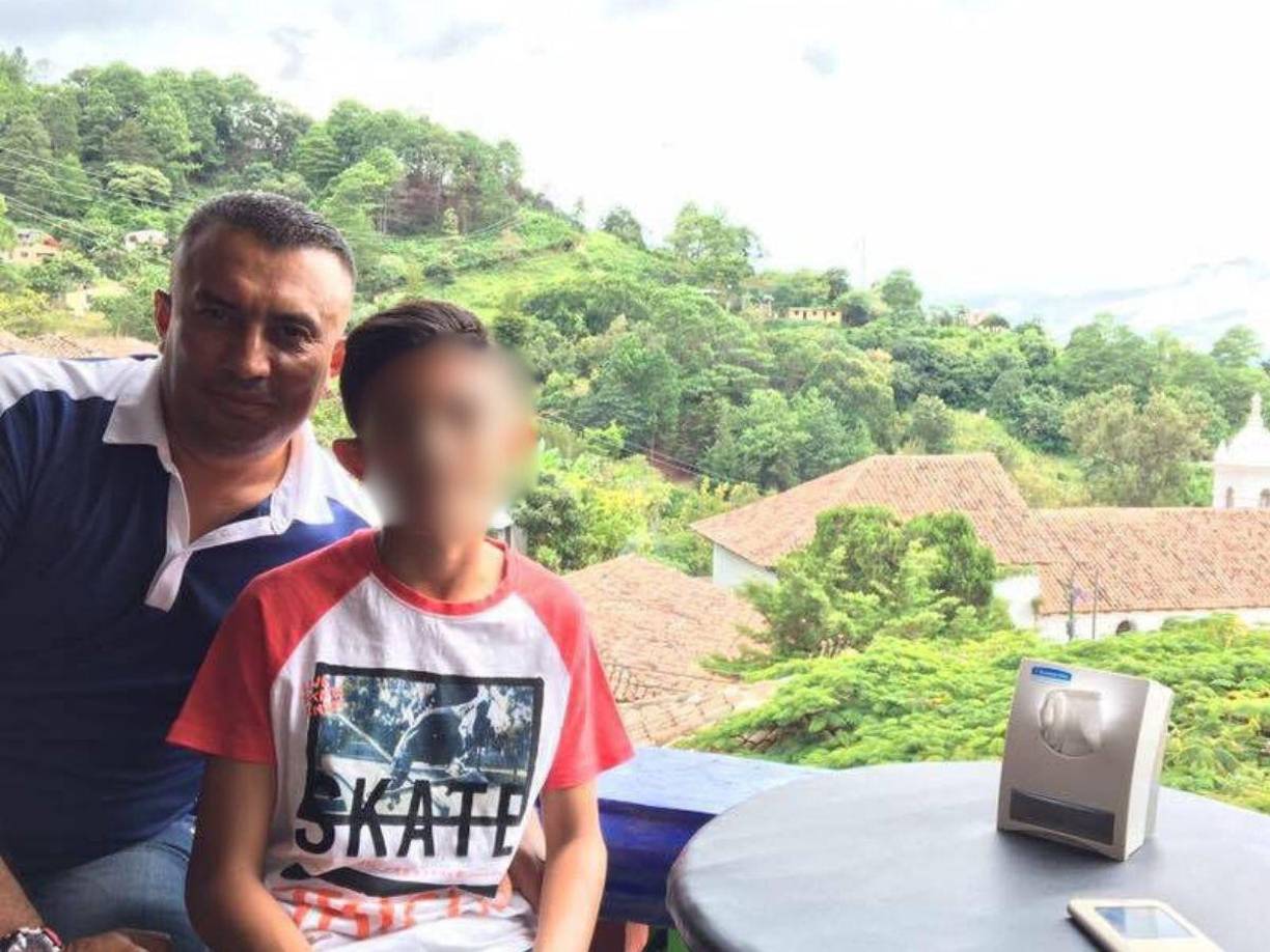 El móvil del crimen todavía se desconoce.