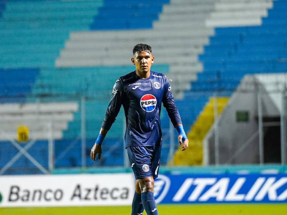 Motagua aún no define la extensión de contrato del defensor zurdo Luis Vega, que es buscado por el Universitatea de Craiova de Rumanía.