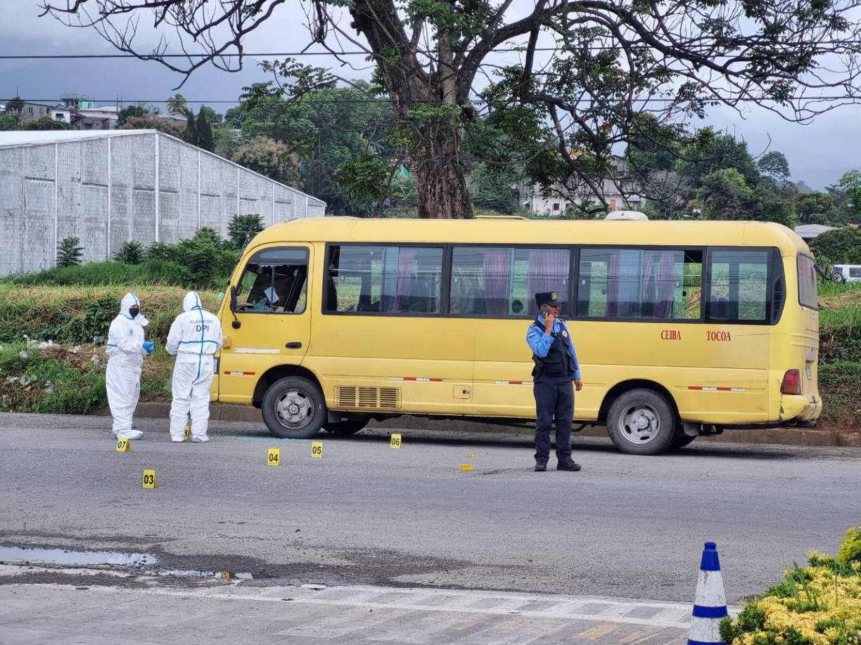 El bus se cubría la ruta La Ceiba-Tocoa y el ataque se registró a la altura de la Colonia Suyapa de La Ceiba. 