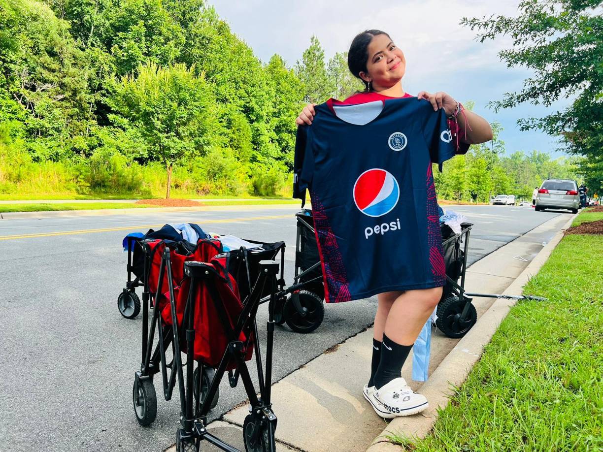 La pasión por Motagua cruza las fronteras hondureñas y su afición siempre llega donde va.