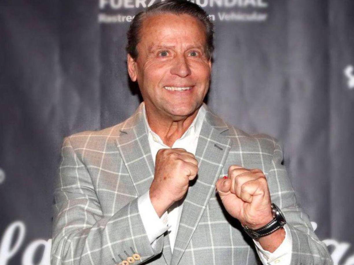 “Cada vez que llega una mujer a mi vida, lo primero que me dice es ‘¿qué me vas a dar?’. Es una frivolidad increíble y la verdad me he llevado muchas decepciones. Llega un momento en que yo les digo ¿’pero tú qué me ofreces?’”