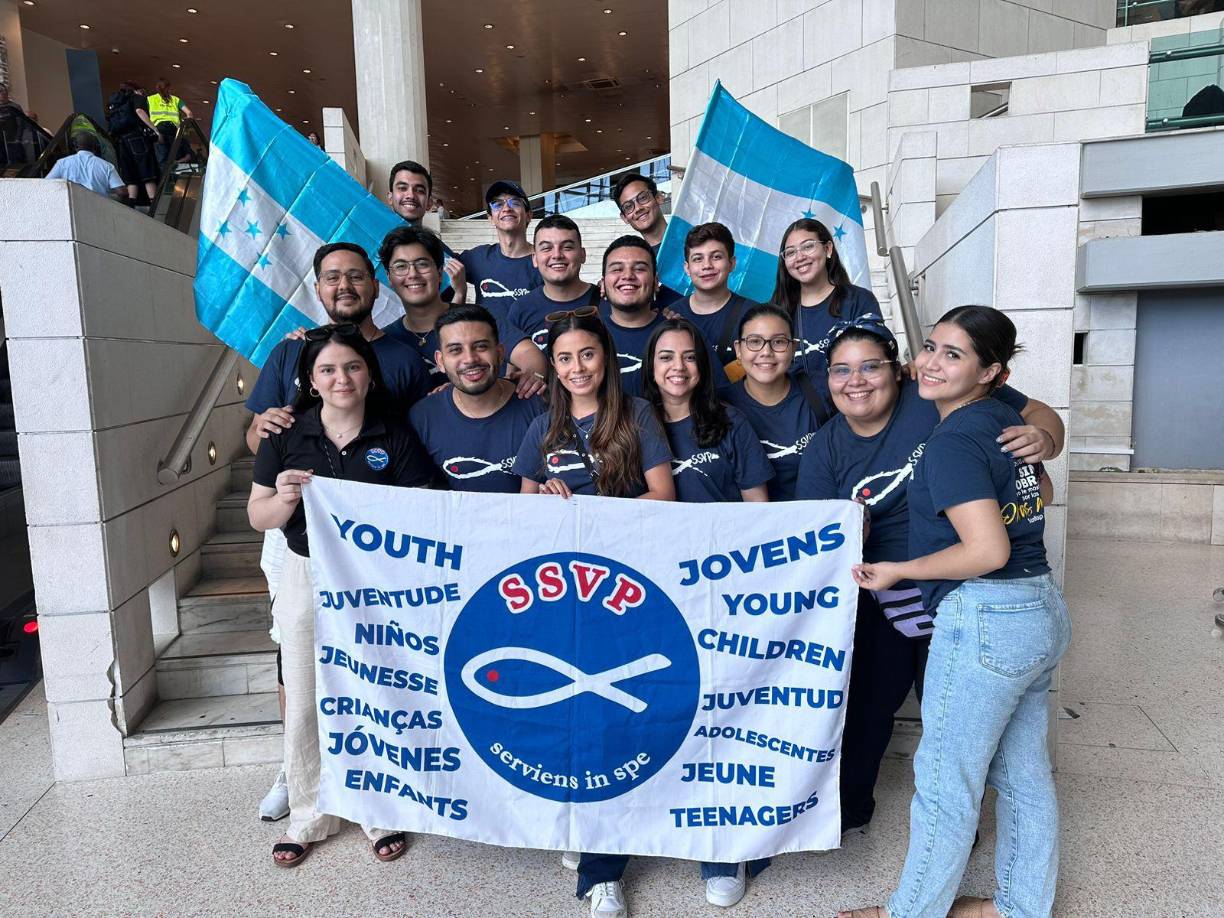 Un grupo de jóvenes sampedranos viajó este fin de semana hasta Portugal para participar en la Jornada Mundial de la Juventud 2023.