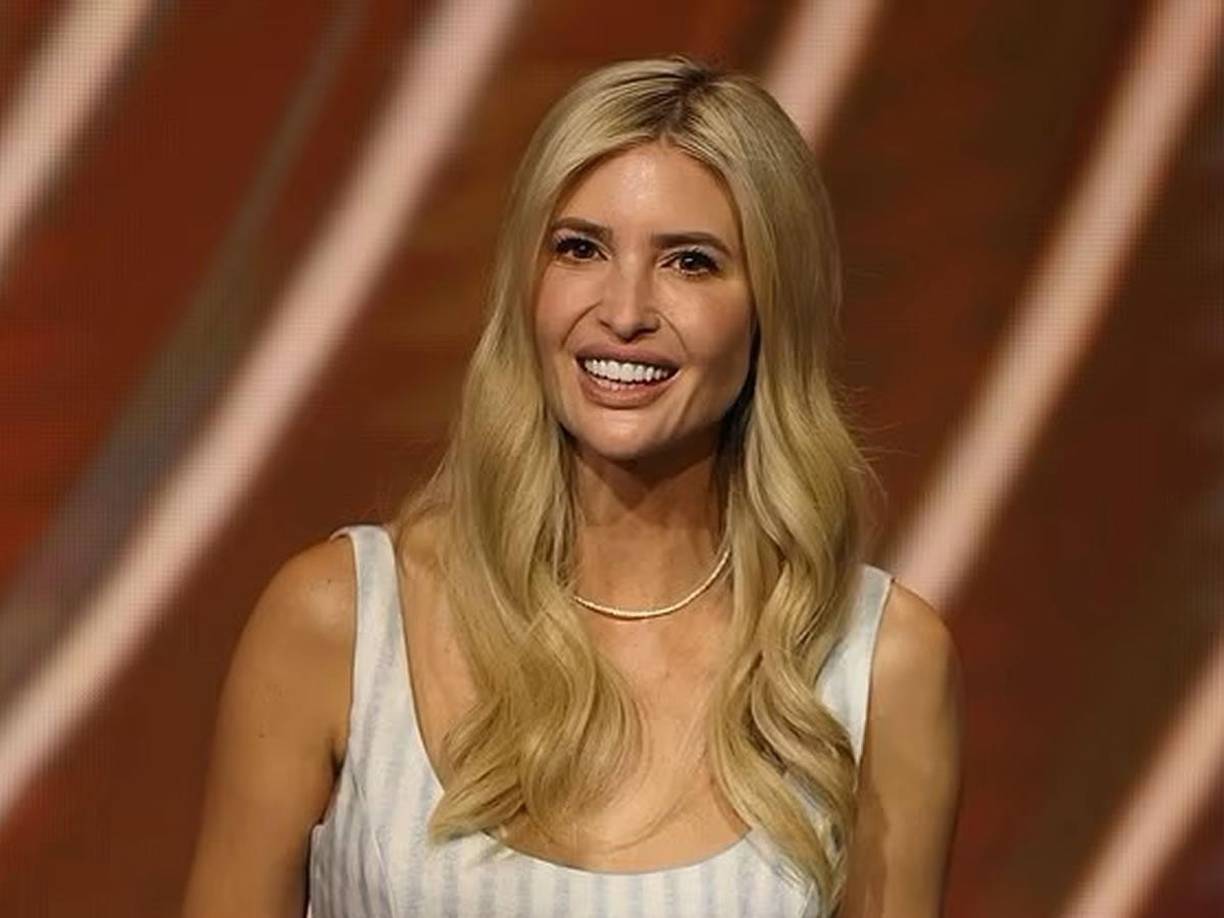 La hija de Donald Trump, Ivanka, participó en el sorteo del Mundial de Clubes y en el que estuvieron presentes celebridades.