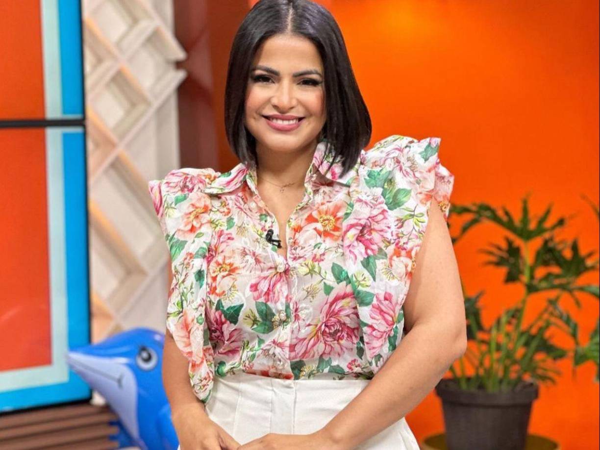 ”Quiero contarles que he tomado la decisión de retirarme de la televisión, es una decisión que pensé muchísimo que llegué a tomarla ya cuando estaba clara de mis ideas de mis proyectos”, inició diciendo. 