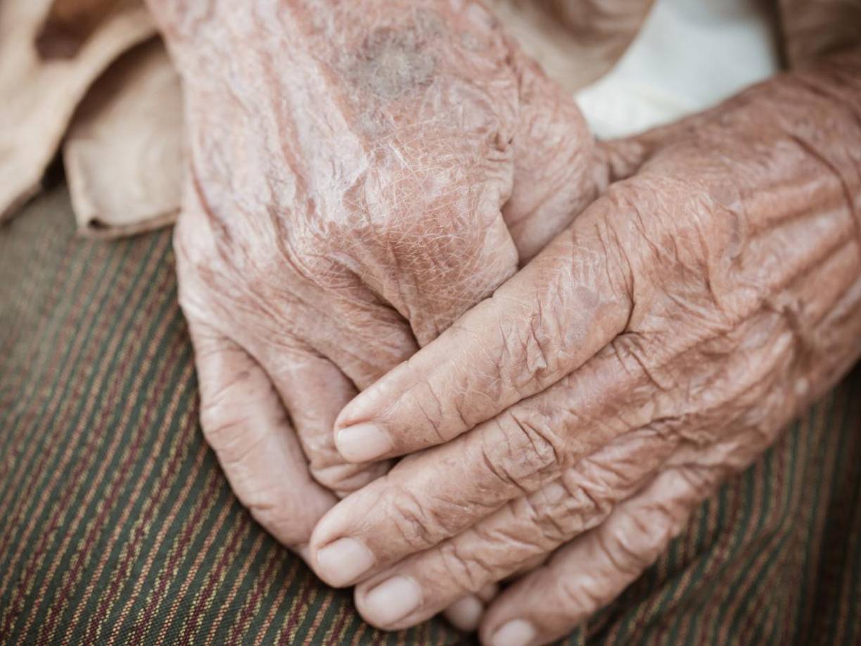 En la residencia incendiada, ubicada en Villafranca de Ebro, próxima a Zaragoza, se encontraban 69 residentes entre ancianos y personas con enfermedades mentales.