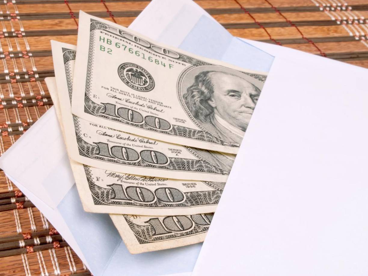 A partir de 2025, Nueva Jersey, Rhode Island e Illinois realizarán ajustes significativos al salario mínimo como respuesta a la inflación y al Índice de Precios al Consumidor (CPI, por sus siglas en inglés). 