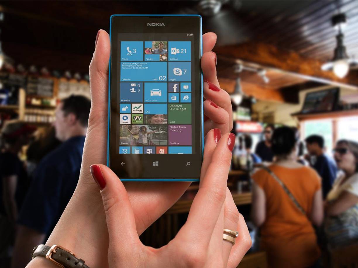 Mientras tanto, en redes sociales no faltaron los memes que ironizaban sobre el impacto de la caída en las actividades diarias, destacando el ingenio de los usuarios para sobrellevar el inconveniente. A pesar de los esfuerzos de la compañía, el incidente dejó en evidencia la dependencia global de estas plataformas para el trabajo y la educación.