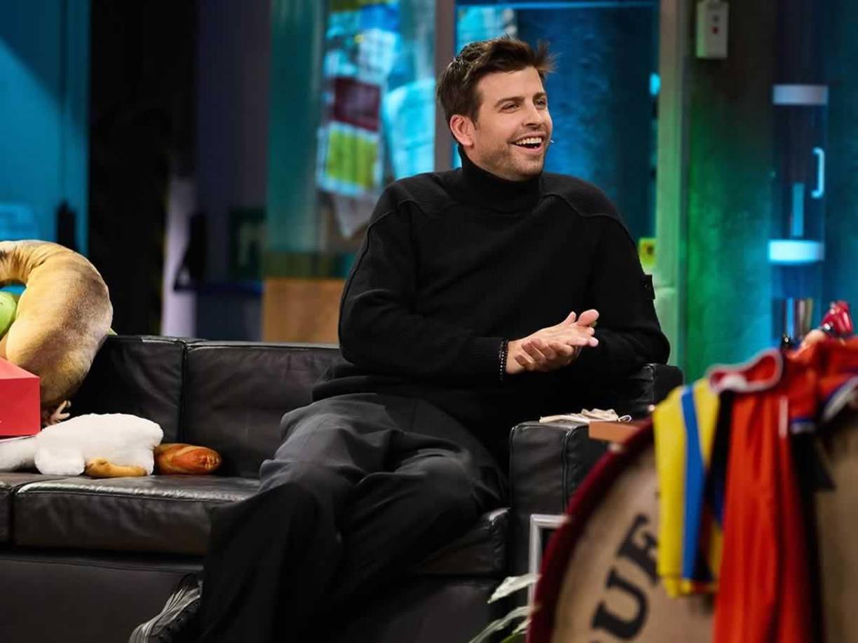 El exdefensa del Barça afirmó estar “muy bien” tanto en el amor como en el sexo, y añadió que mantiene relaciones íntimas una vez al día, calificando su vida sexual con un “30 puntos”.