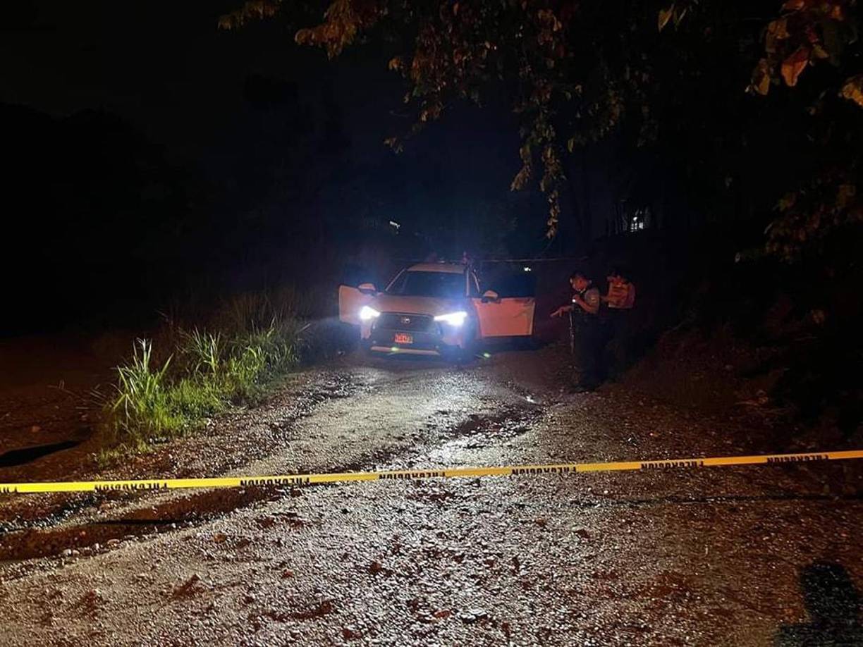 El cuerpo sin vida de Dennis Coto fue encontrado este jueves dentro de una camioneta blanca en el sector conocido como “El Mirador” en Puerto Cortés.