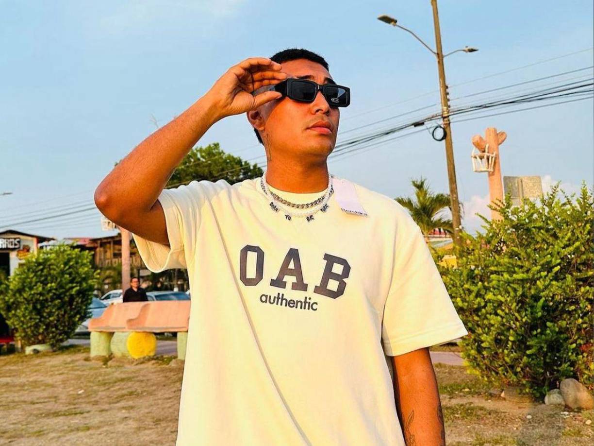 Constantemente ha protagonizado fuertes polémicas sin embargo, sus fanáticos se han mostrado muy preocupados por la salud del influencer. 