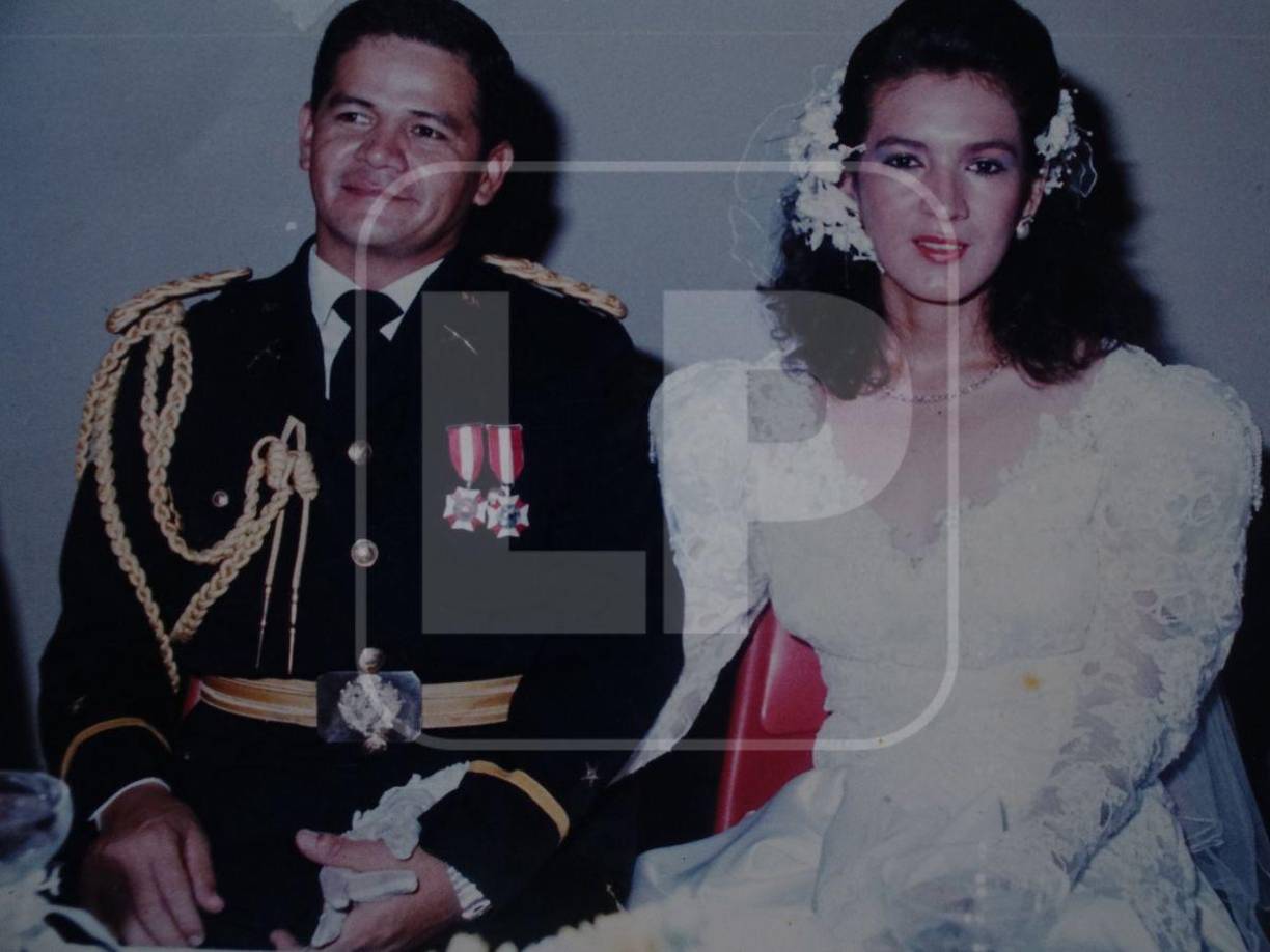 Ascendió a teniente y posteriormente a capitán.