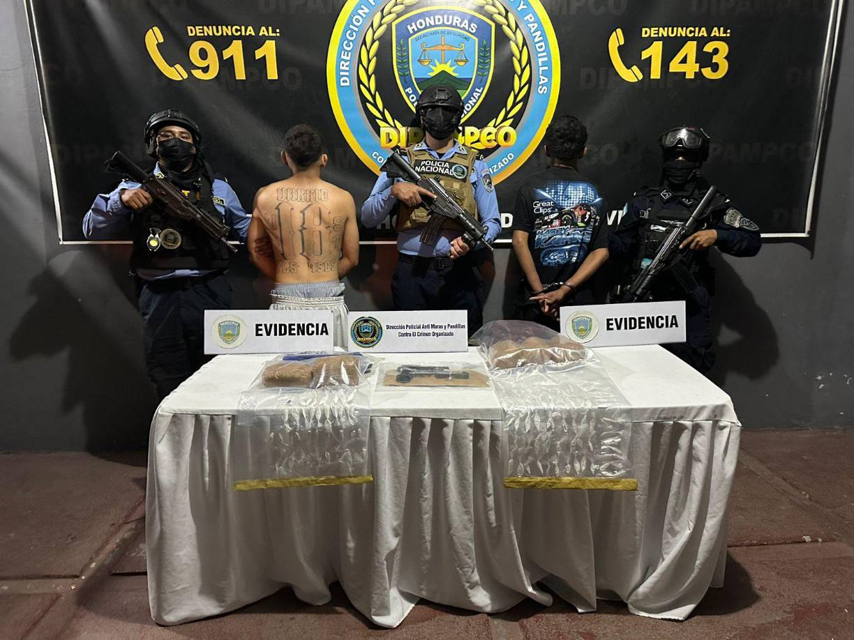 El segundo detenido, alias “Killing” o “Matanza,” de 17 años y originario de Santa Bárbara, también tiene el rango de “homie” y antecedentes por porte ilegal de arma en La Lima en septiembre de este año.