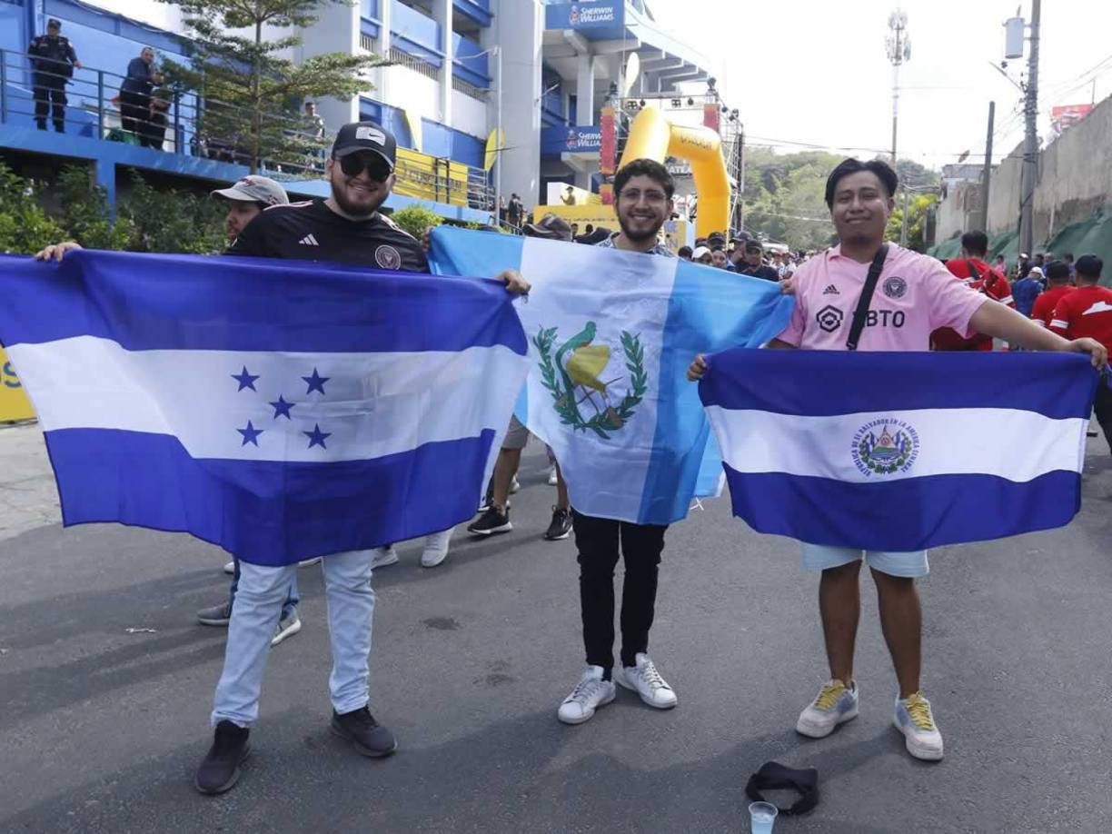 Aficionados de otros países centroamericanos también viajaron a San Salvador para ver el partido amistoso del Inter Miami y lo mismo podría ocurrir el sábado 8 de febrero.