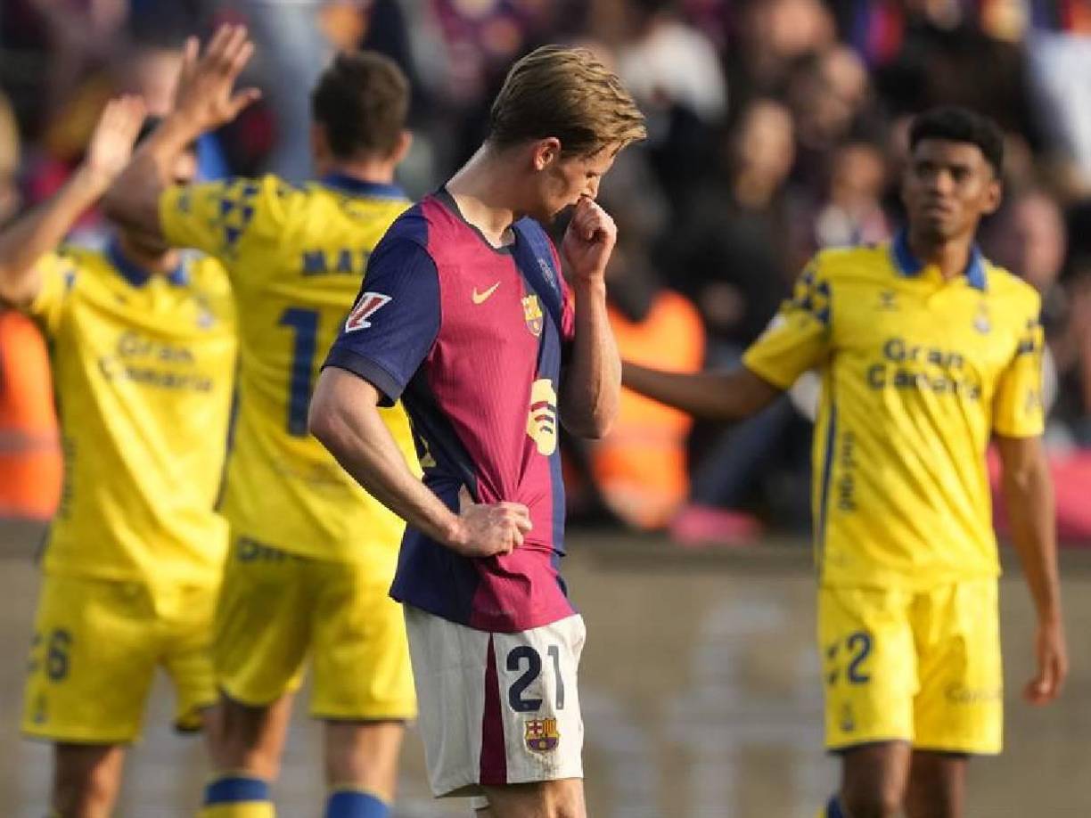 La decepción y tristeza de los jugadores del Barcelona era evidente y ahora quedaron a cuatro puntos del Real Madrid que tiene dos partidos menos. 