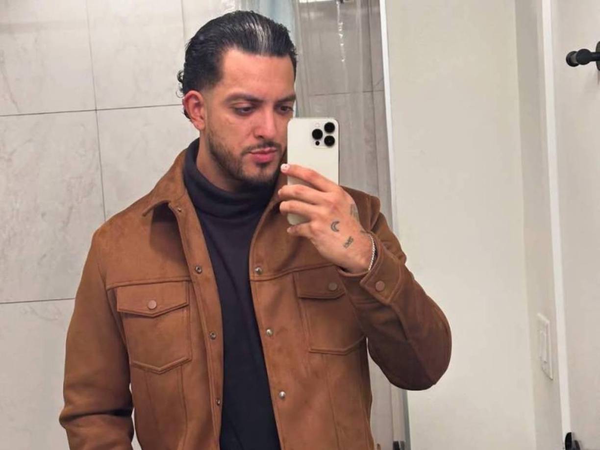 ”Un saludo a Laura Meza, la presentadora de Televicentro. Ella sabe porque le mando saludos”, expresó el panelista de Los Hijos de Morazán.