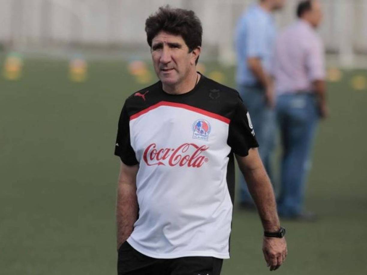 Héctor Vargas - El argentino es otro entrenador que ha sonado para dirigir al Olimpia. Es agente libre tras su paso por Real Sociedad y su marca ganadora quedó registrada en el León.