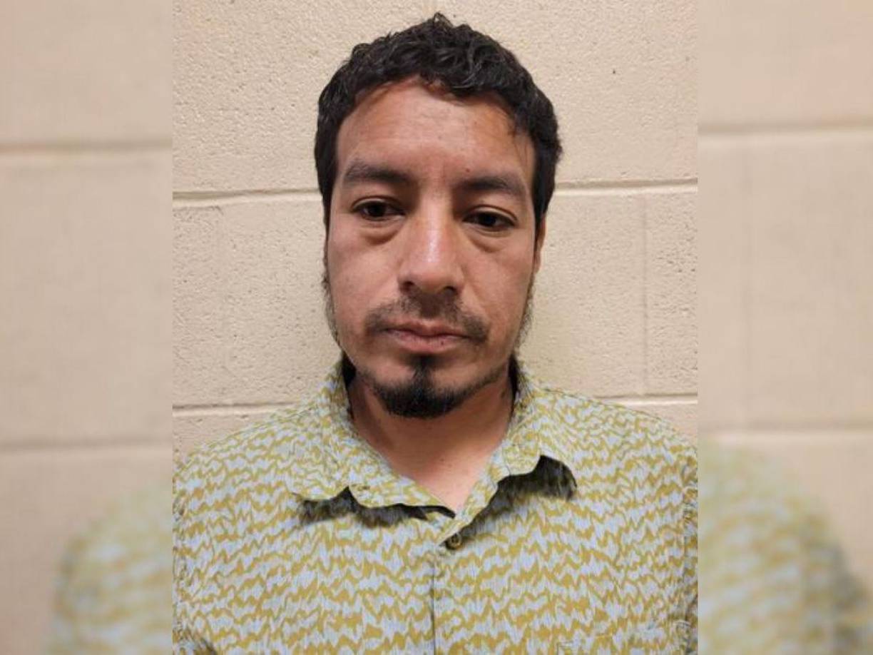 Santamaría y Choc Xi habían sido detenidos por la Policía y se encontraban bajo su custodia cuando falleció el canadiense y desapareció Choc Xi, cuyo cuerpo sin vida fue hallado días después.