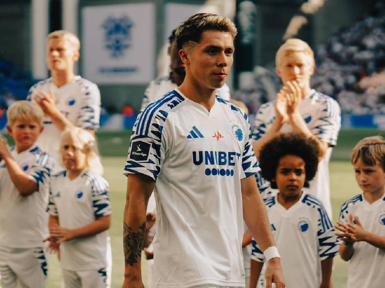 Rodrigo Huescas - Es de la nueva camada de México. El lateral derecho ya es legionario con 21 años, juega en el Copenhague de Dinamarca y vale 6 millones de euros.