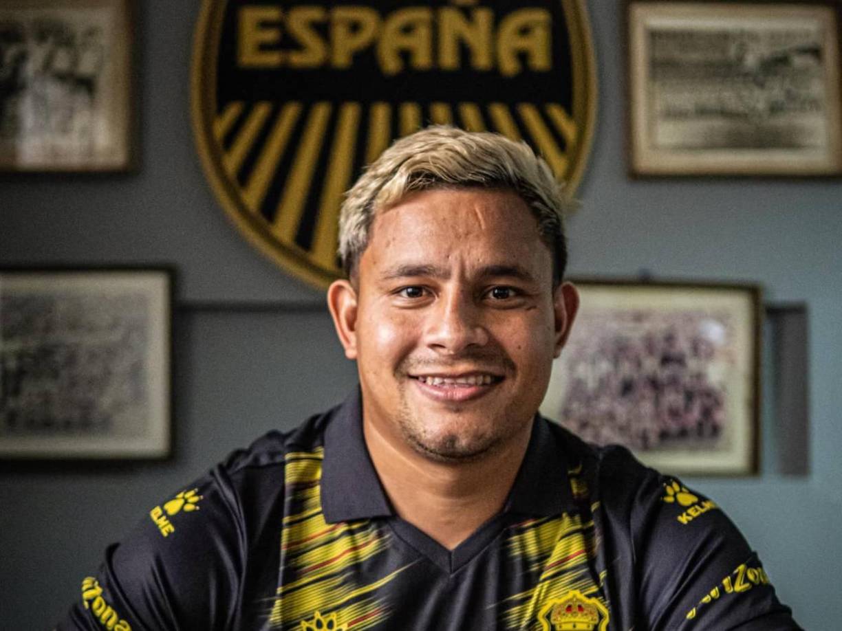 Bombazo en Real España. El cuadro sampedrano anunció el fichaje del centrocampista Germán Patón Mejía, quien llega procedente del Municipal Limeño de El Salvador.