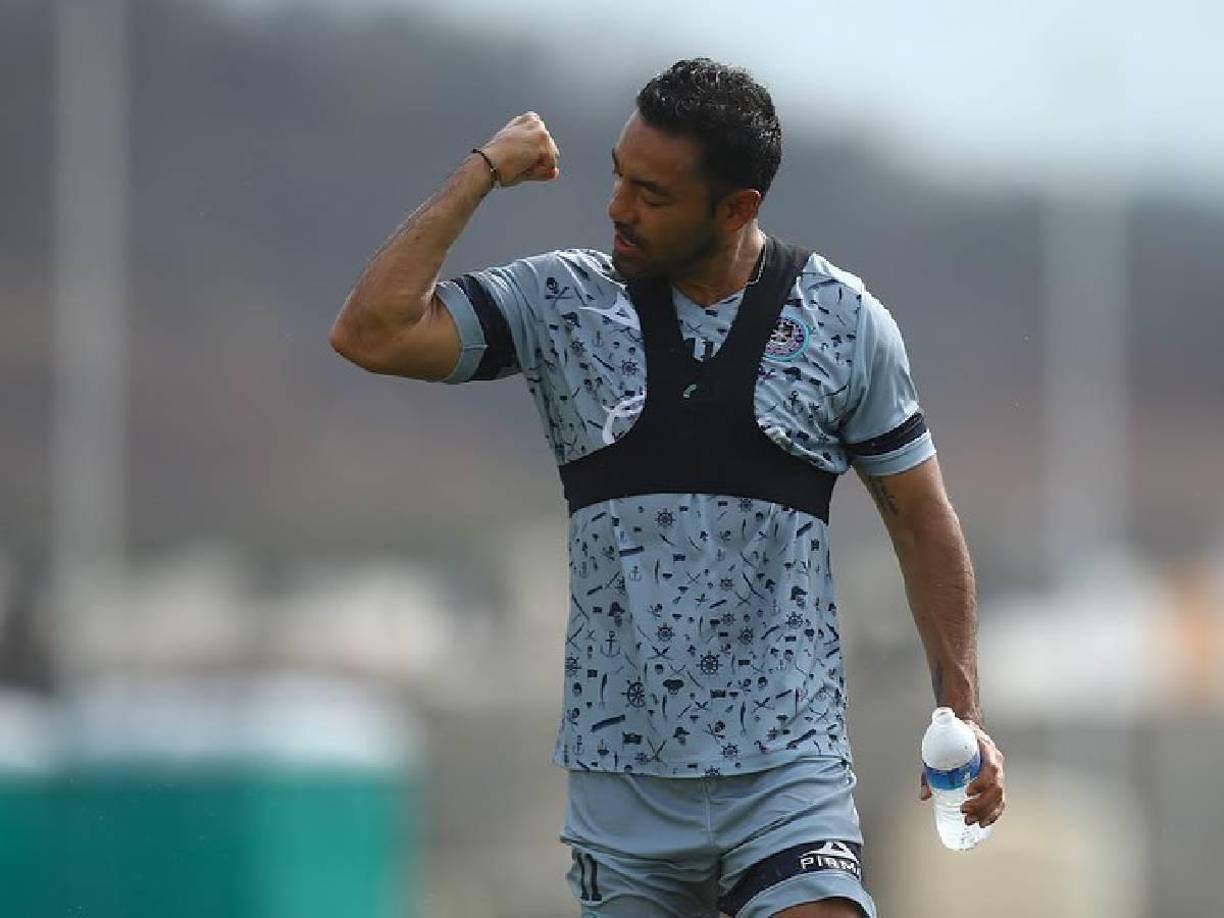 Por otro lado, le consultaron cuánto se gana en la Liga de Expansión de México, pero aseguró que no tiene el dato exacto de los salarios de los jugadores.