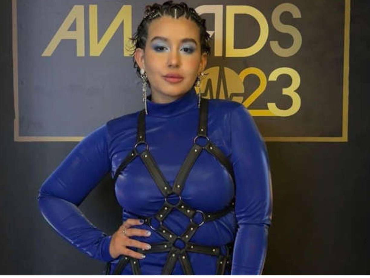 Parece que esta relación no surgió de la noche a la mañana, pues hace unos días la hija de Niurka compartió un video donde ya daba ‘spoilers’ de su atracción por Laura Salazar.