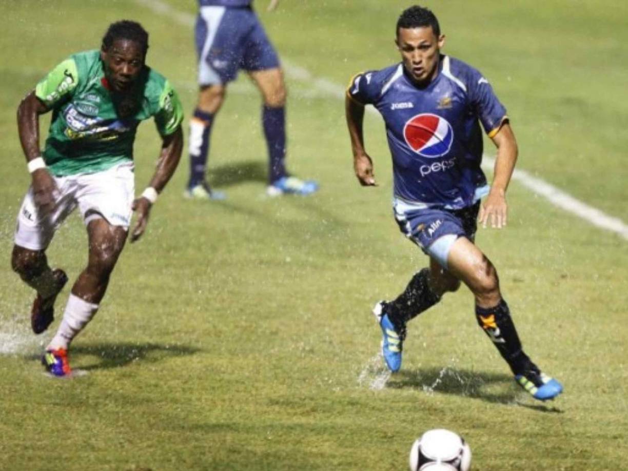 David Molina defendió la camiseta del Motagua por cinco años y disputó varios clásicos. 