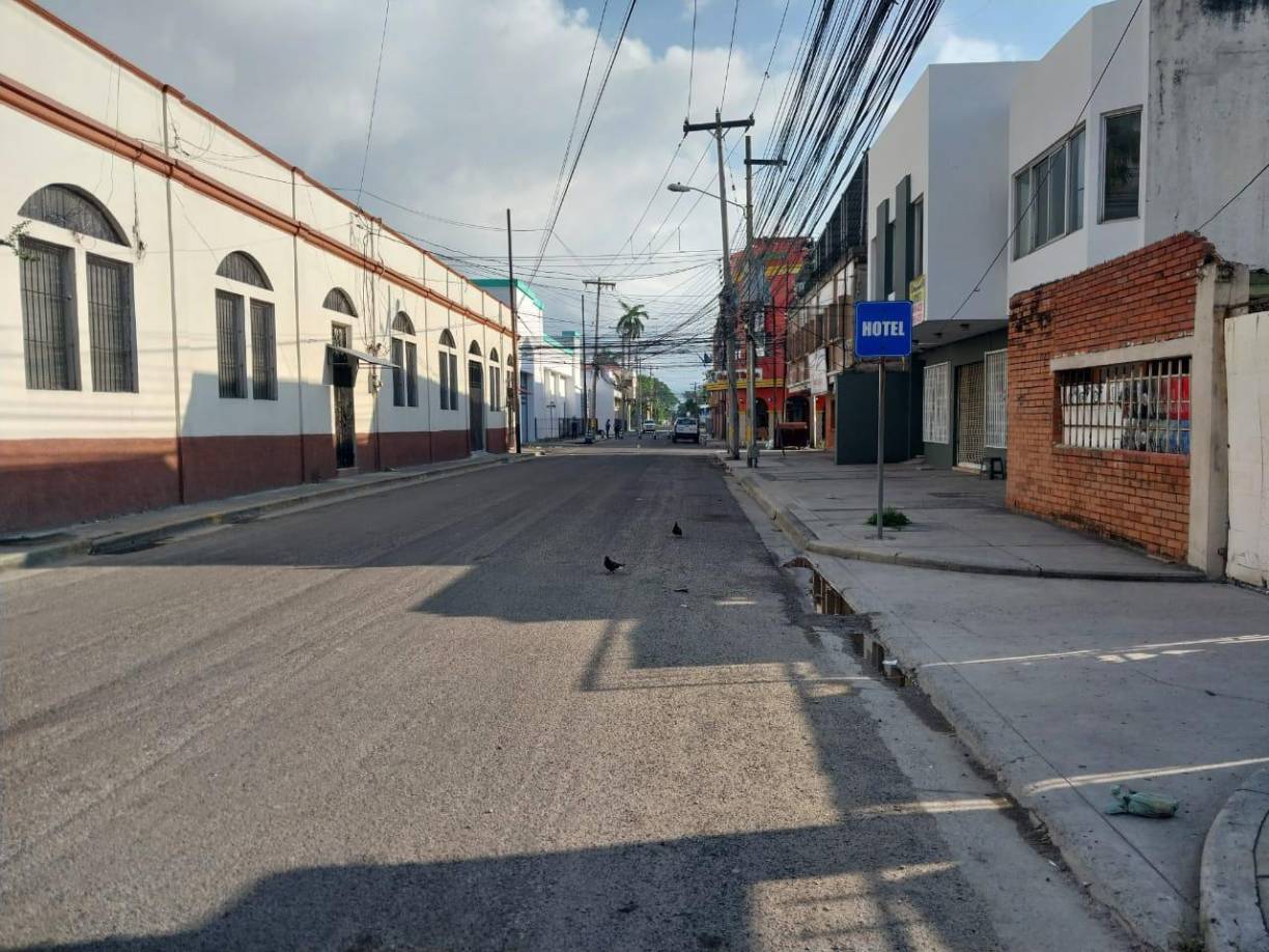“Él estaba cumpliendo su deber, amando su trabajando, amando su uniforme, trabajando con lealtad”, dijo una tía del fallecido.