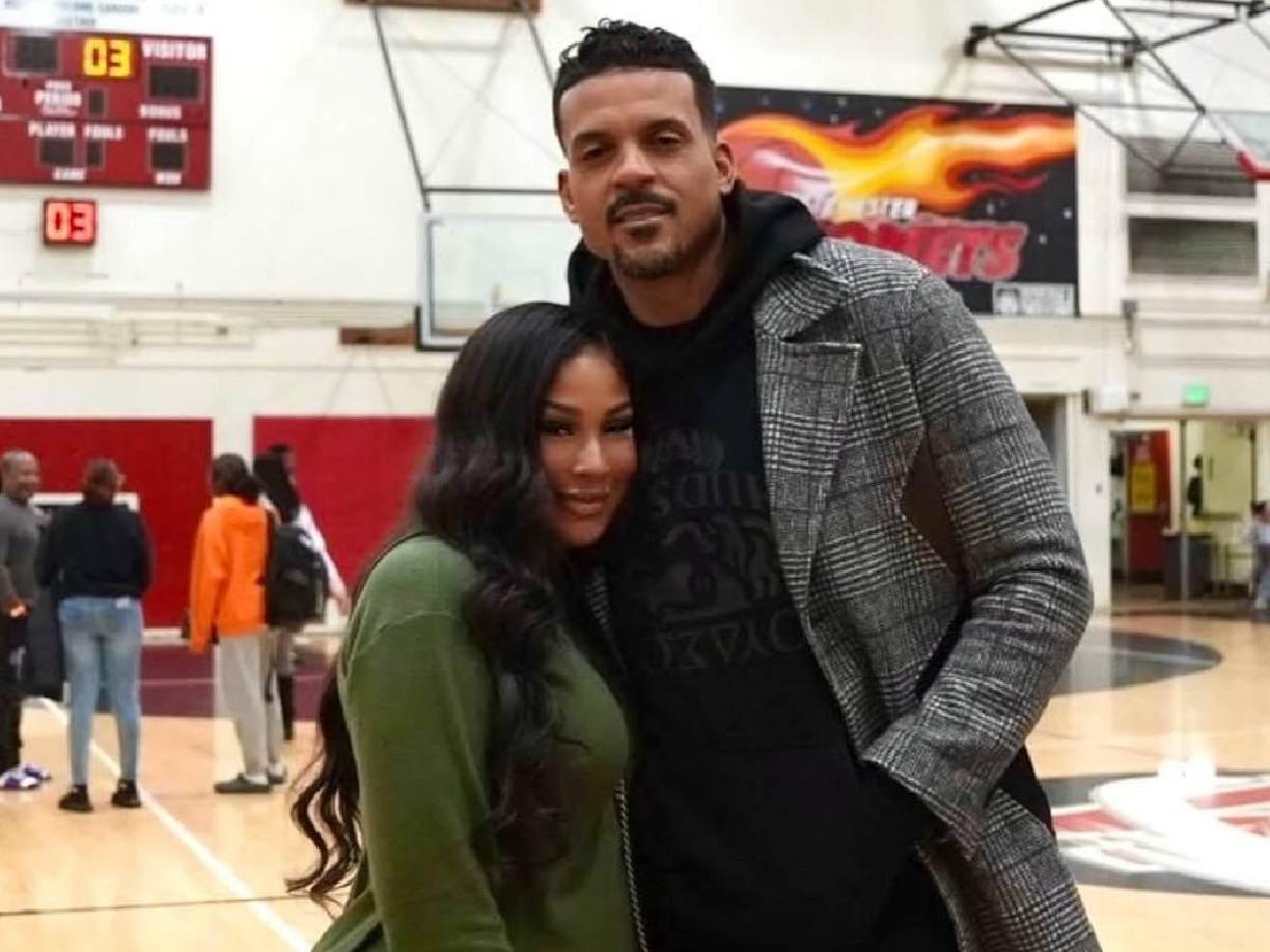 Sims no solo hizo, sino que también sacó a la luz el nombre de las mujeres con las que habrían estado involucradas con el exjugador.