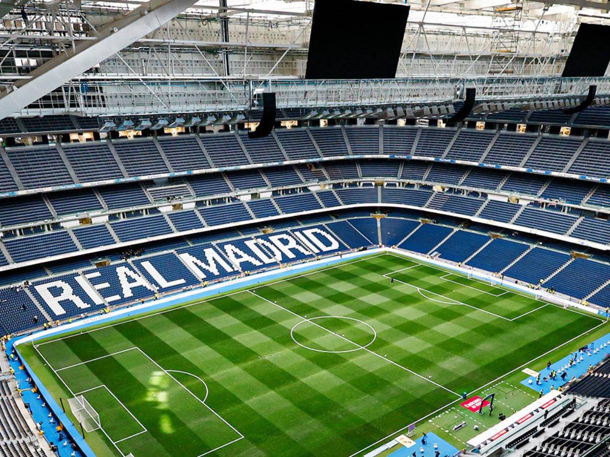 La idea del Real Madrid es intensificar la atmósfera envolvente y el sonido ambiente de las gradas casi verticales del Bernabéu, esto para motivar más a los jugadores blancos e intimidar al rival.