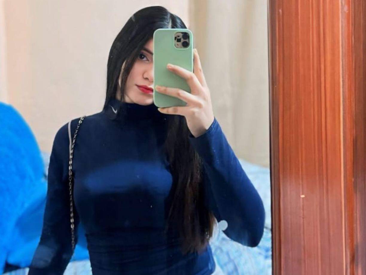 Muñeca: La linda chica cuenta con 22 años de edad y se mostró agradecida por los halagos que ha recibido en las redes sociales. 