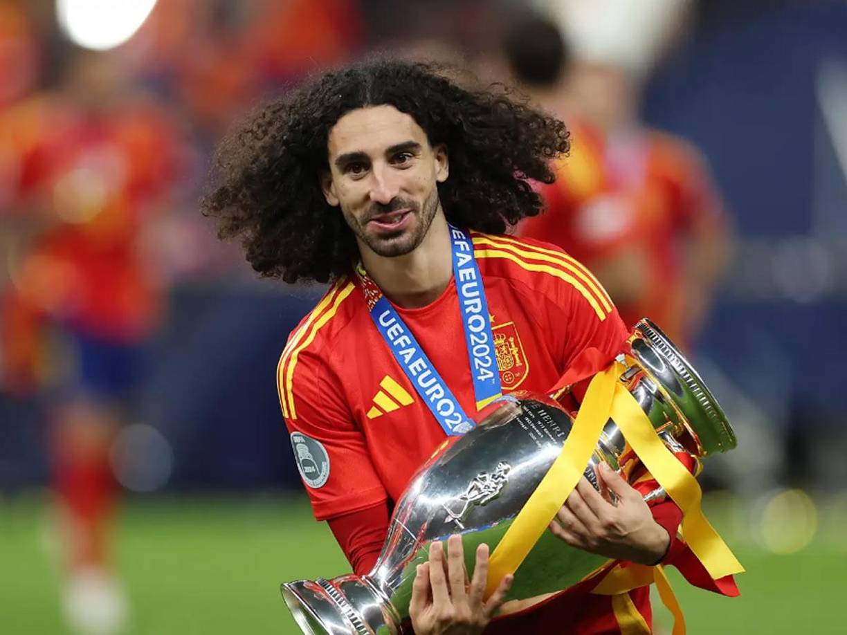 Marc Cucurella hizo una promesa si España ganaba la Eurocopa 2024 y tras el éxito de la Roja en Alemania ha cumplido su palabra: un rotundo cambio en su pelo.