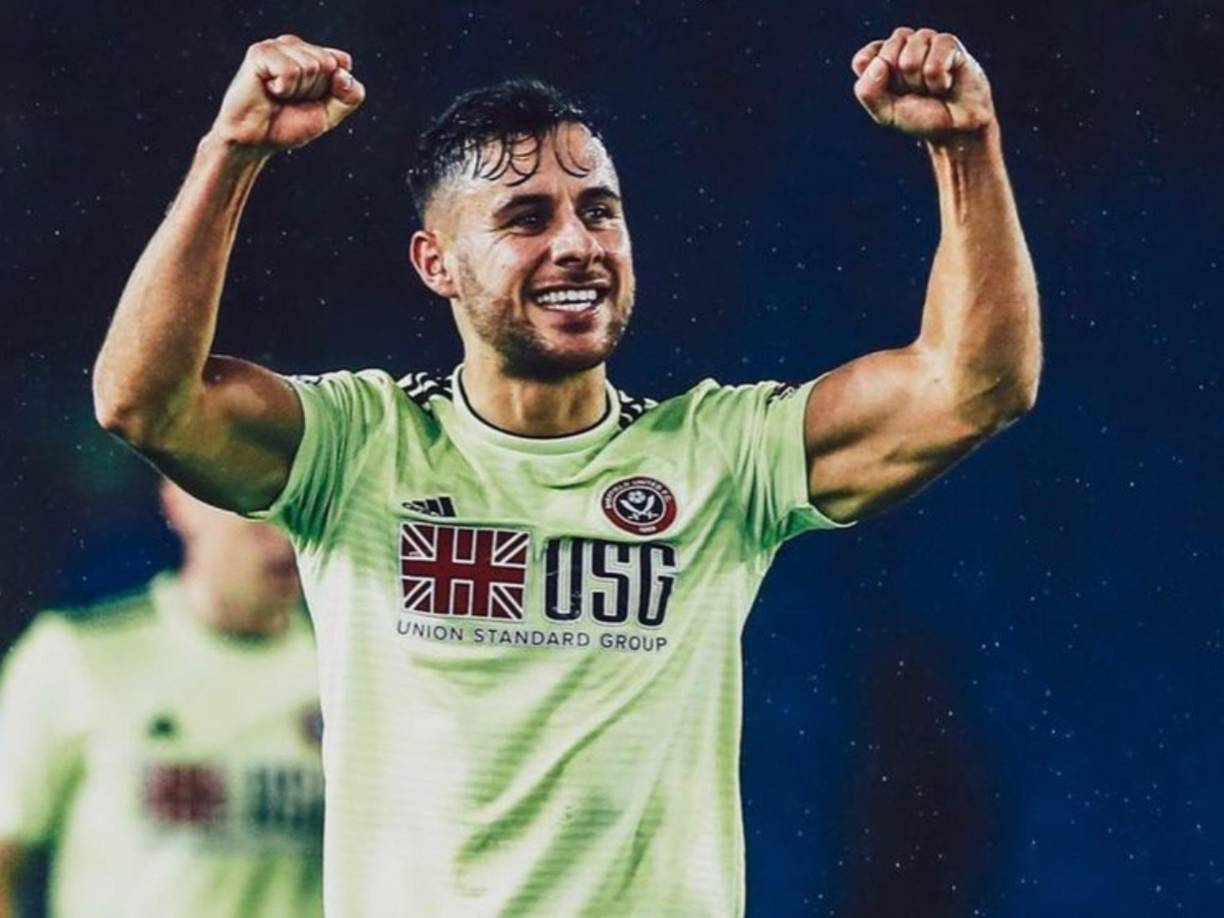 El presidente honorario de la policía nacional de Ática, Giorgos Kalliakmanis, fue claro horas antes confirmando que en la casa se encontró una botella de vodka y dos vasos, pero esto no significa necesariamente que el jugador 31 años estuviera acompañado por otra persona, porque podía haber bebido él de esos dos vasos