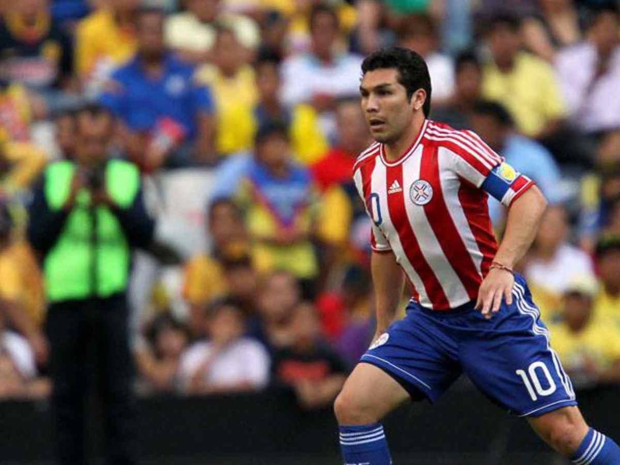 Cabañas no dejó intimidarse y de acuerdo a su declaración le dijo, “Jálale, a ver si cierto”, al recibir el disparo, la bala chocó en el cráneo y terminó por incrustarse en la parte de atrás de la cabeza.