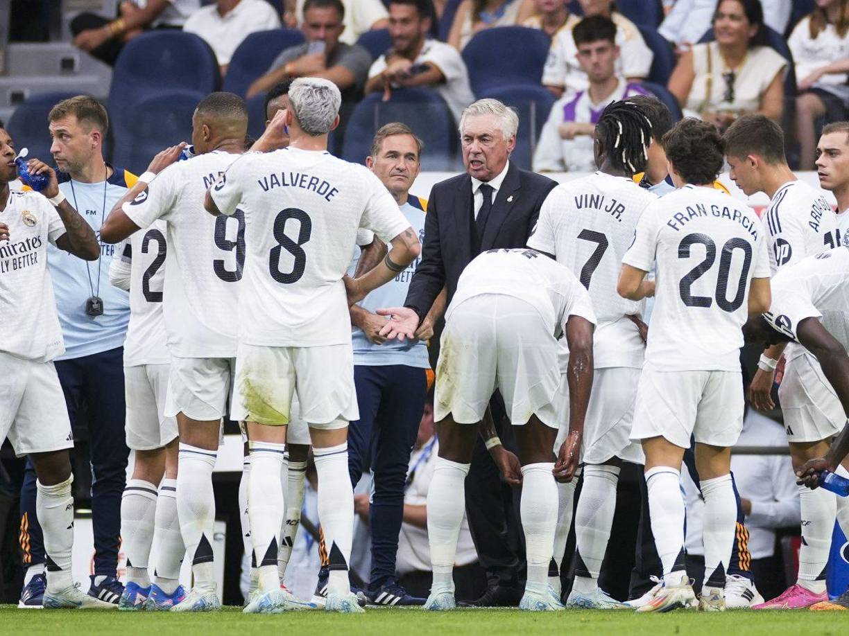 El Real Madrid no mostró su mejor fútbol e inclusive los dirigidos por Ancelotti se fueron pitados por el madridismo al medio tiempo.