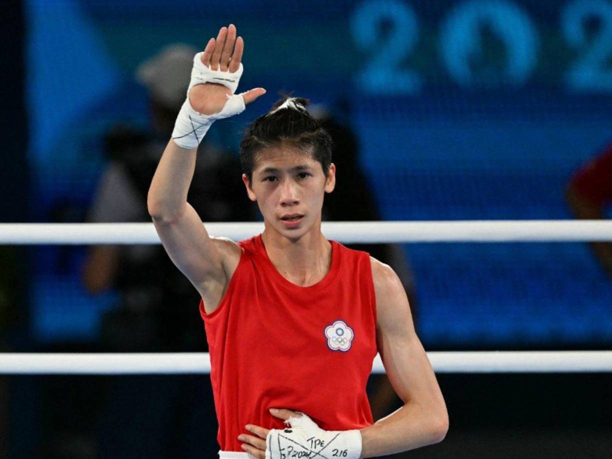 La Asociación Internacional de Boxeo (IBA) le advirtió al Comité Olímpico Internacional (COI) de esta situación, pero la guerra interna entre estos dos organismos provocó que el COI hiciera oídos sordos y permitiese competir tanto a Khelif como a Lin Yu-ting. 