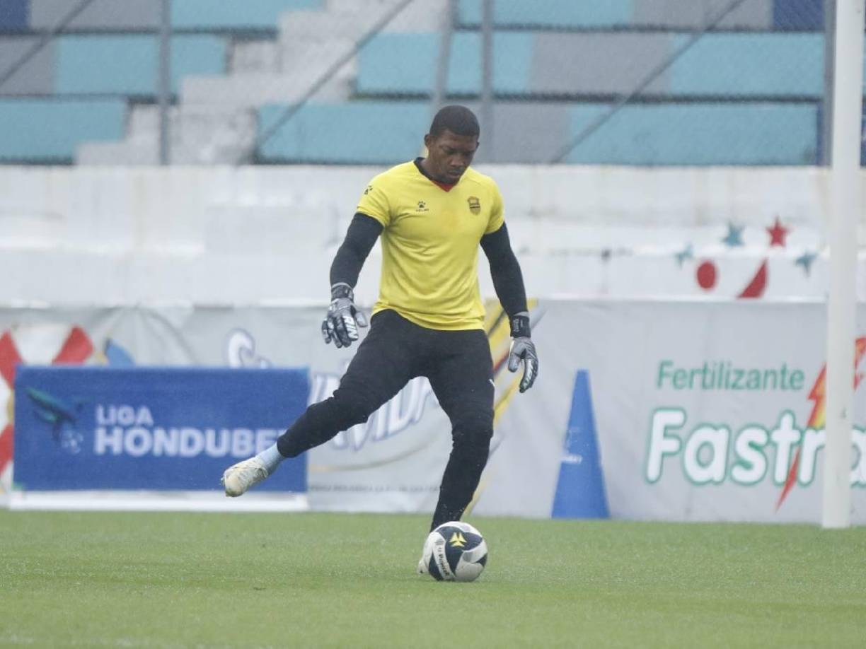 Además, para este duelo la ‘Máquina Aurinegra’ contó con el regreso del guardameta ‘Buba’ López quien se perdió la vida tras ser expulsado en el cierre de las vueltas regulares ante UPNFM.