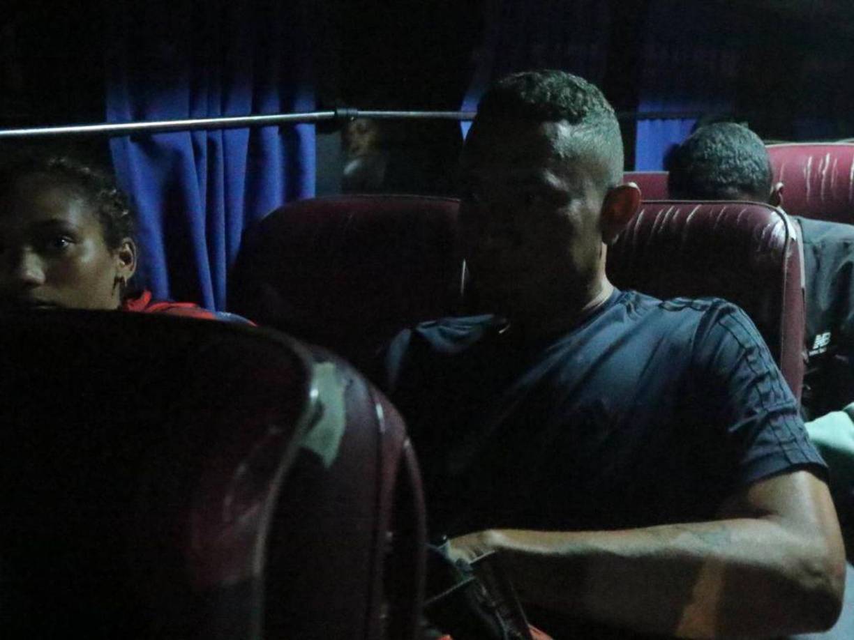 A pesar de reconocer que habían sido asaltados algunos ecuatorianos y haitianos decidieron no hablar por temor a represalias.