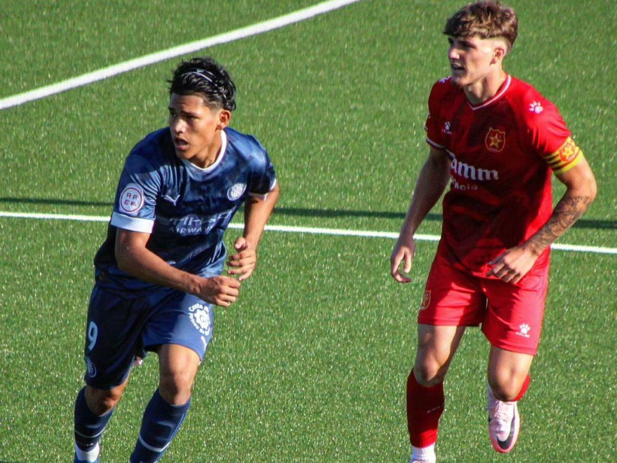 El sueño de nuestro compatriota va más allá y ahora se prepara para jugar su primer partido en la UEFA Youth League, donde el Girona enfrentará al Paris Saint-Germain en primera instancia en dicha competición.