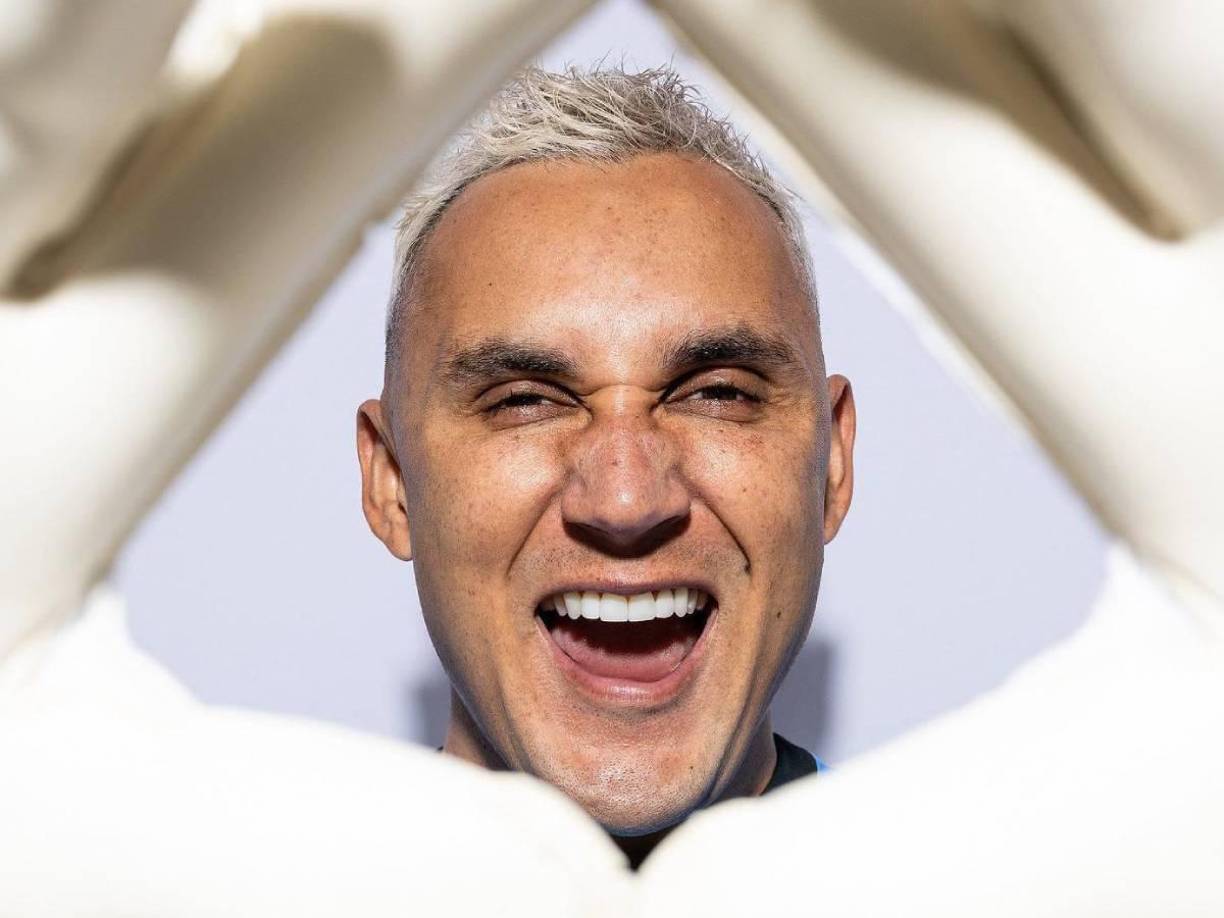 Keylor Navas se convirtió en la última década en uno de los futbolistas más representativos de Centroamérica, posicionándose en la élite desde su destacada actuación en el Mundial de 2014 junto a su selección.