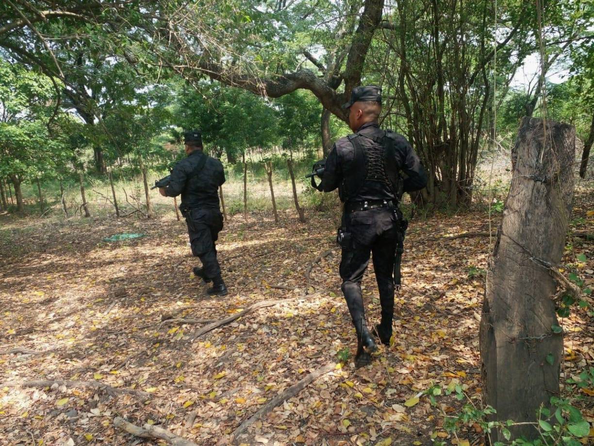 La policía también se unió al despliegue de seguridad.