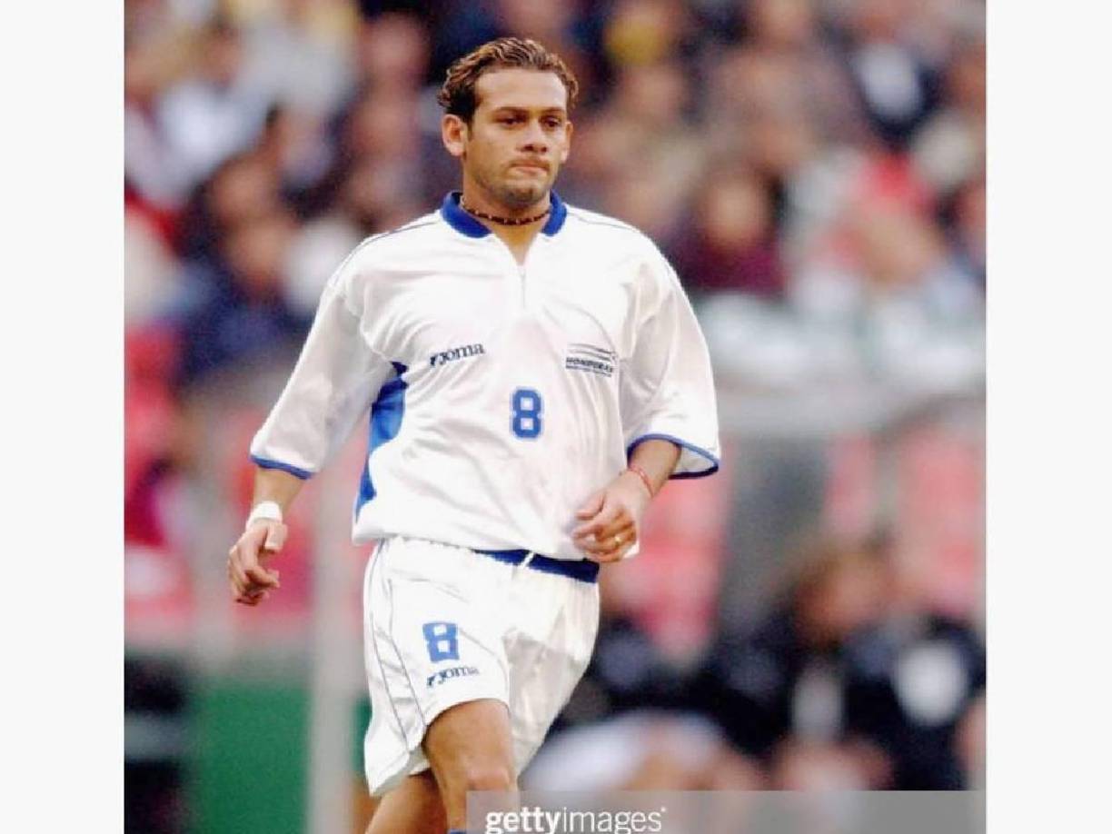 Asimismo, fue parte del proceso fallido al Mundial de Corea y Japón en 2002. ¿Qué fue del el “Flaco” Pineda y donde se encuentra?