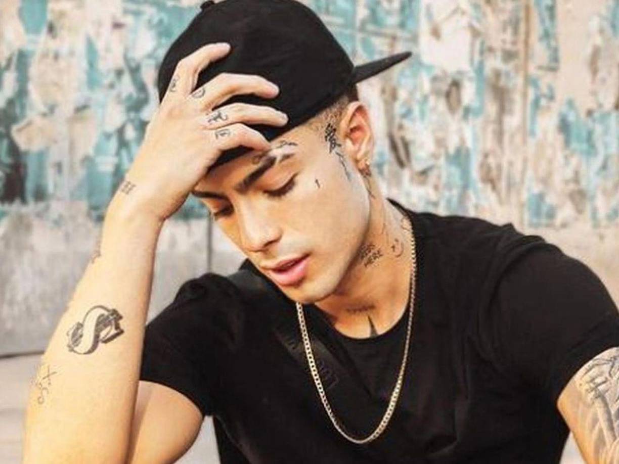 También mencionó que ambos estaban ilusionados con la idea de convertirse en padres; no obstante, ninguno de los dos cedió a cambiar como lo habían acordado. Y es que asegura que Yeri Mua salía mucho de fiesta y a tomar, mientras que él se drogaba.