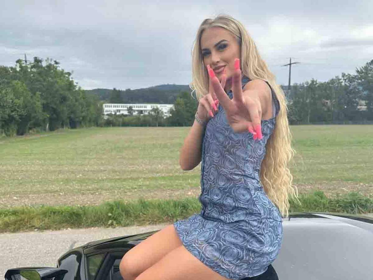 “Estaba en Miami, mi lugar favorito, y me encontré con unos amigos en un club nocturno. Recibí un mensaje en mi móvil, al que no respondí, pero la misma persona le envió un mensaje al guardaespaldas que me cuidaba”, comenzó confesando la futbolista Alisha Lehmann.