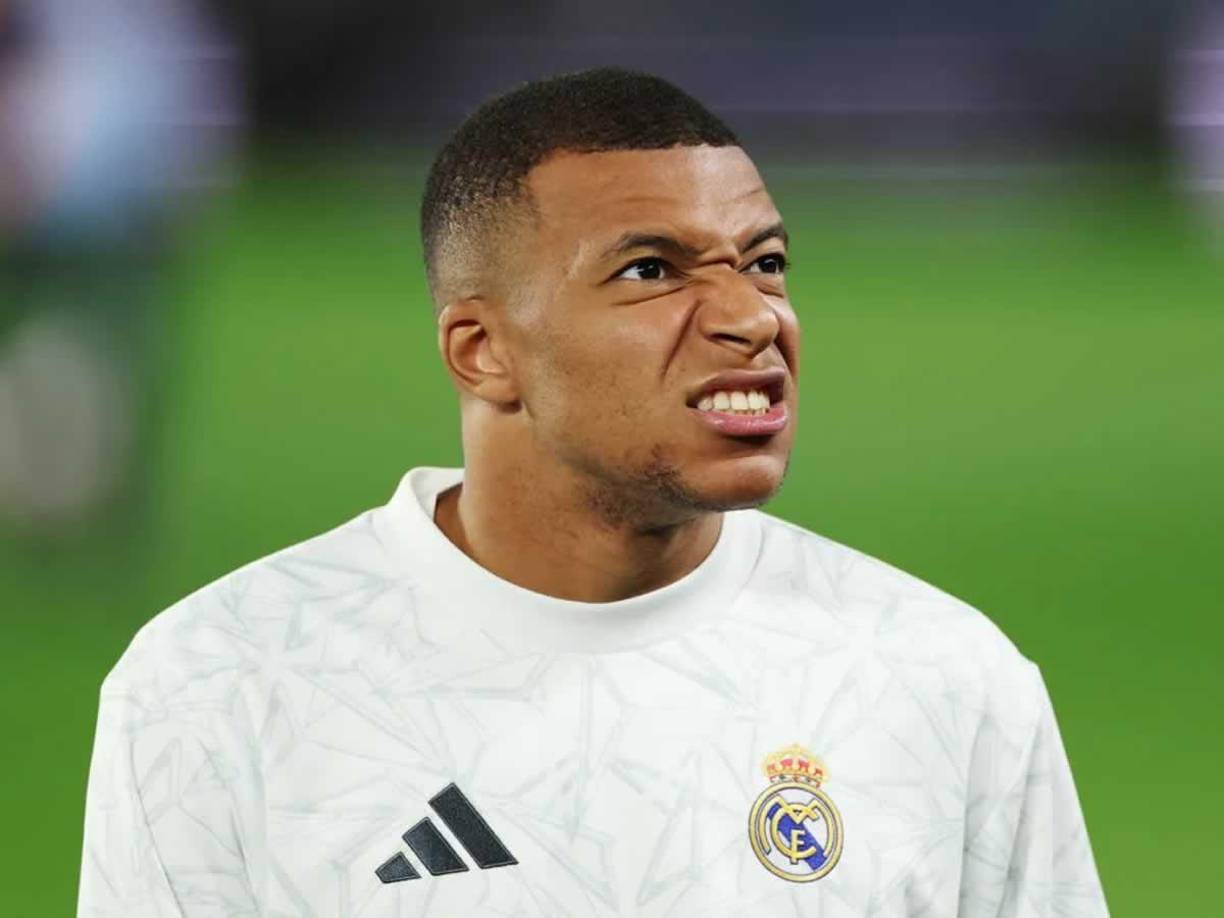 La estrella del Real Madrid fue marginada de la nómina por Didier Deschamps, luego de su ausencia en la Fecha FIFA de octubre por supuestos problemas físicos. Si bien no brindó en detalles, el estratega campeón del mundo en Rusia 2018 insistió con una frase: “Es mejor así”.