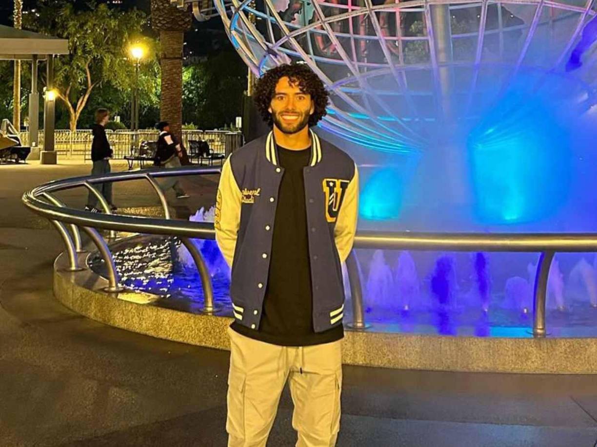 El mexicano César “Chino” Huerta se ha convertido en un referente en Pumas, situación que ha llevado a que varios equipos en Europa se fijen en él, incluso, durante la madrugada del 29 de agosto todo apuntaba a que iría a Liverpool, sin embargo, el fichaje se cayó de último minuto por una curiosa razón.