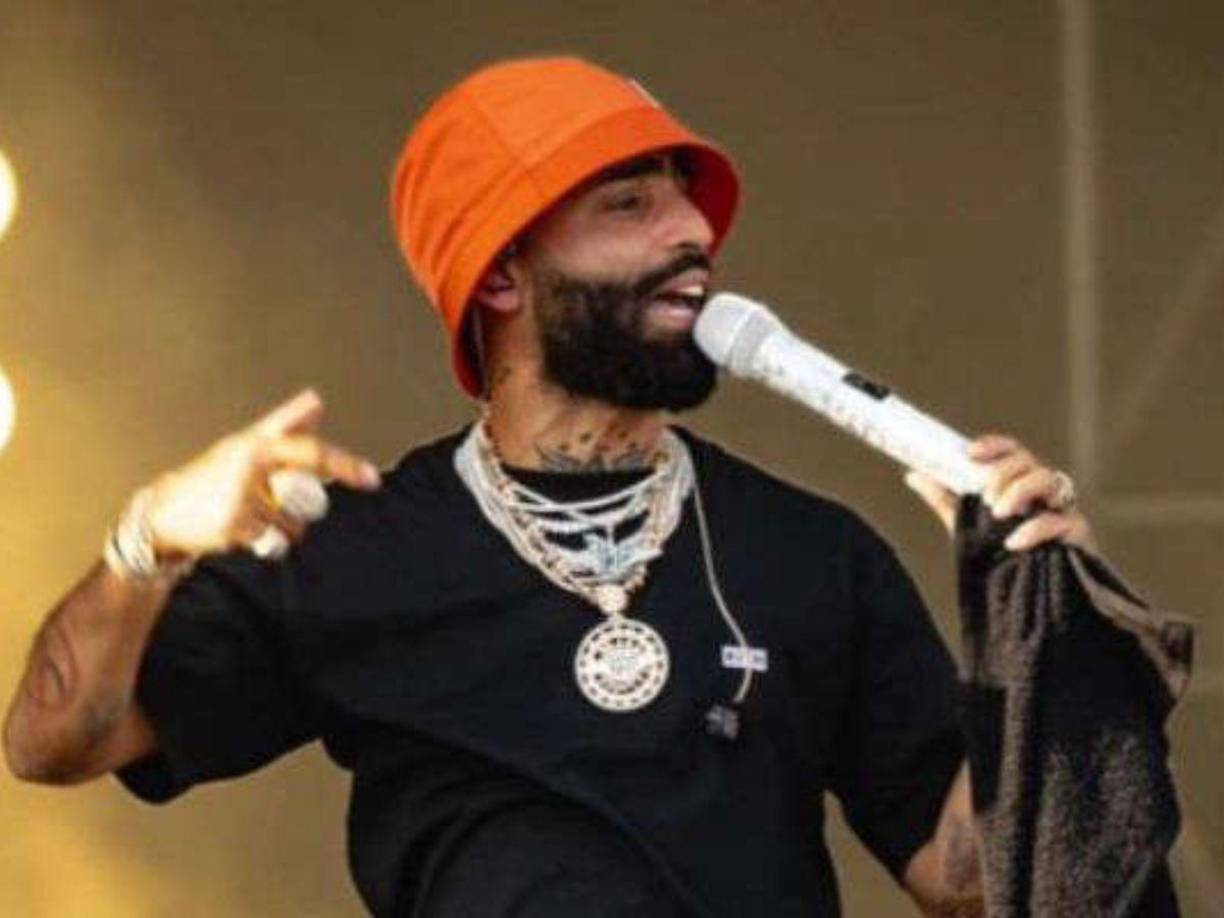 Arcángel, de forma muy seria, declaró su responsabilidad como “hermano de sangre de la esposa de Frabián y tío de sus hijas” asegurando que velará por la seguridad de su familia. Cabe destacar que Fabrián Eli, actual cuñado de Arcángel, solía ser el representante de Anuel AA con quien el cantante también habría tenido serios conflictos.