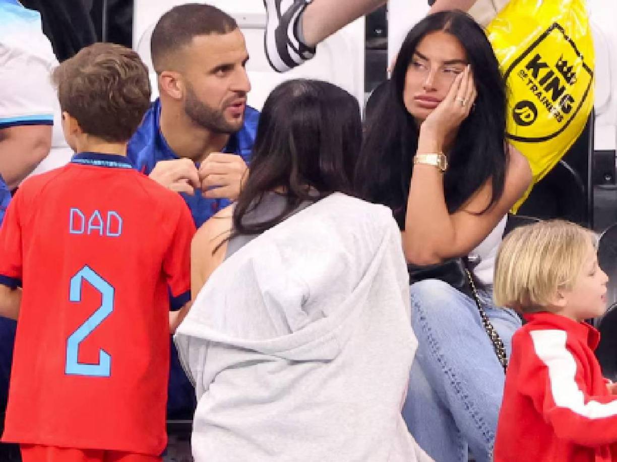 Y es que la joven le habría pedido la mitad de su fortuna para intentar “arreglar” la relación tras destaparse su doble vida. Los mismos medios ingleses revelan su motivo.